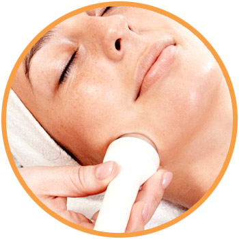 Ultraschal-Gesichtsbehandlung Ultraschal-Gesichtsbehandlung